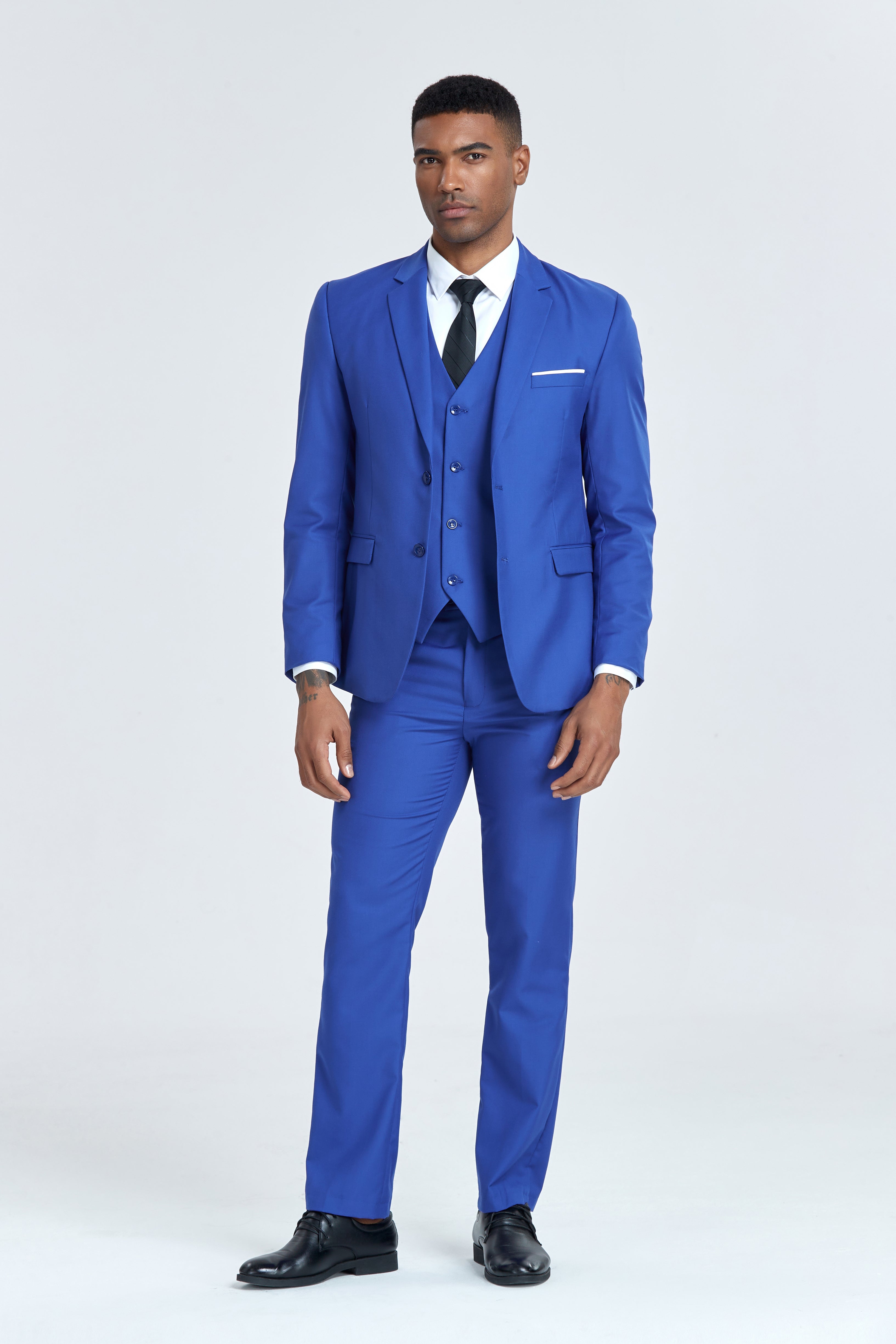 Classic royal blue 3 piece suit with pocket square, perfect for events