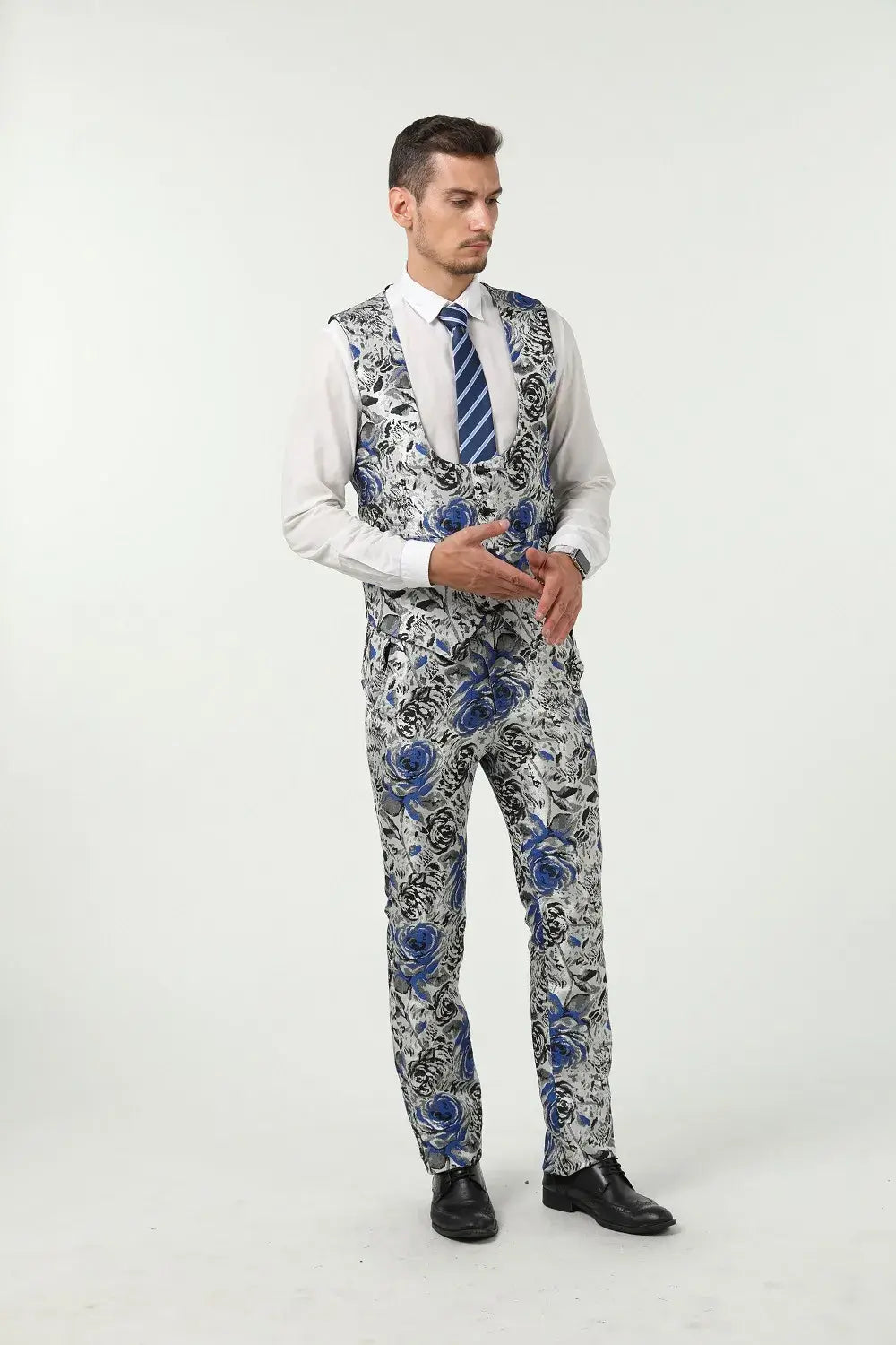 Men's blue floral suit vest and trousers set – stylish formal attire without blazer