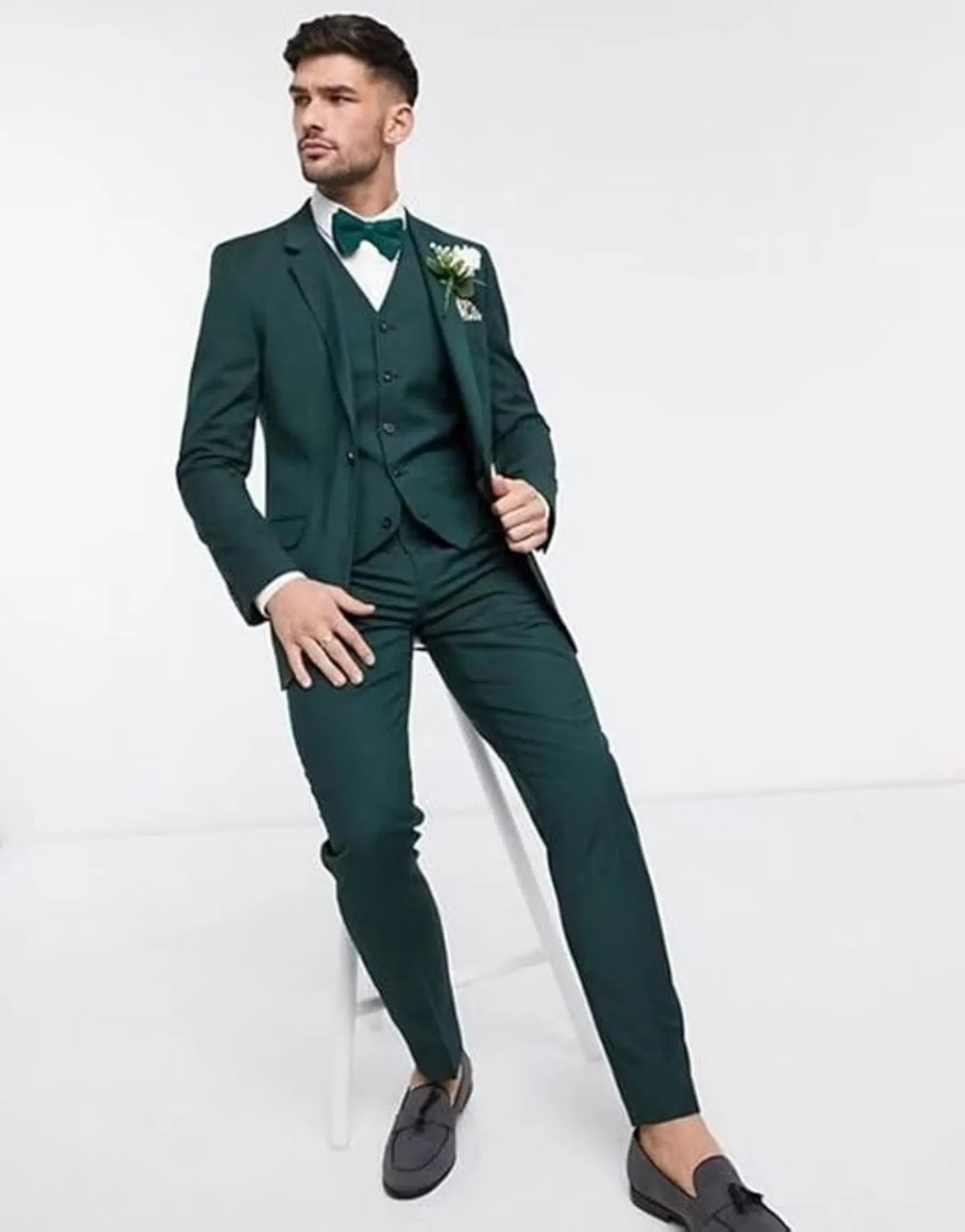 groom in dark green 3 piece wedding suit with bow tie – modern slim fit tuxedo for stylish ceremonies