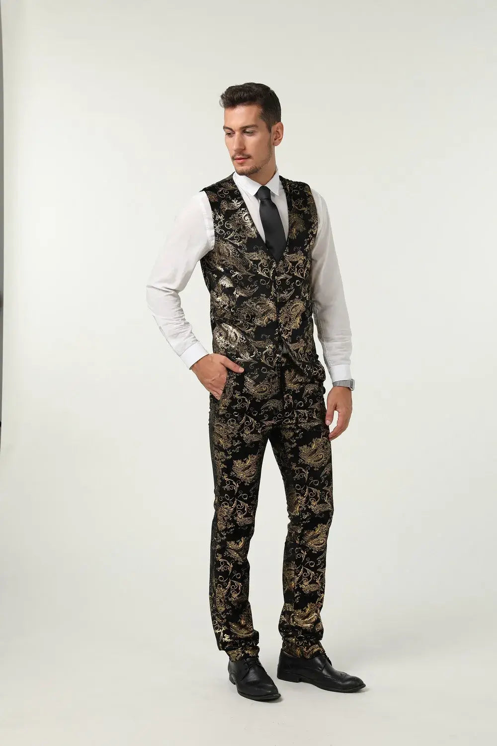 Men's gold floral suit vest and trousers set – elegant attire without blazer for formal events