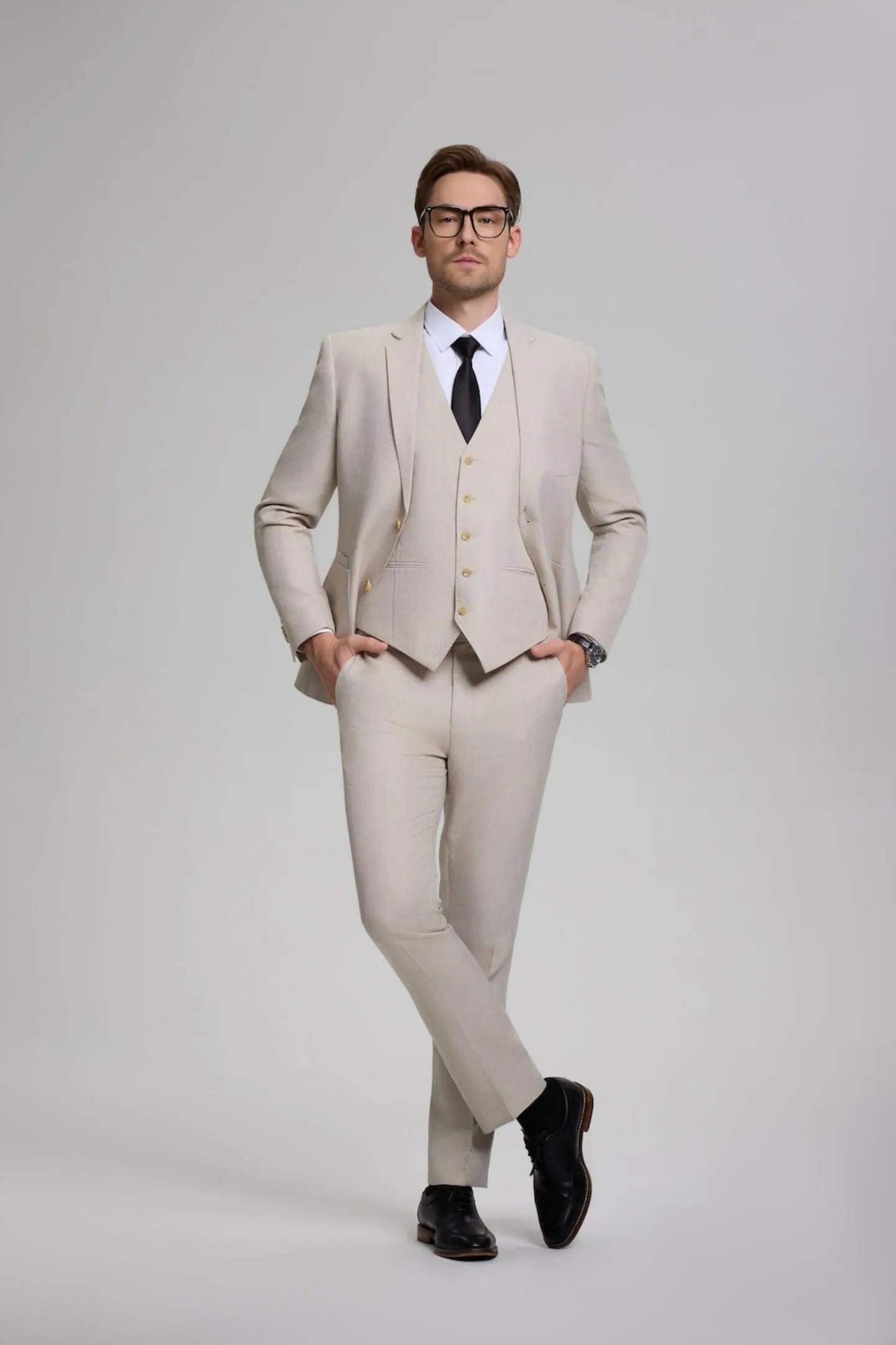 men's formal 3-piece suit in beige gray with vest, blazer, and trousers – ideal for weddings, business meetings, and special occasions.