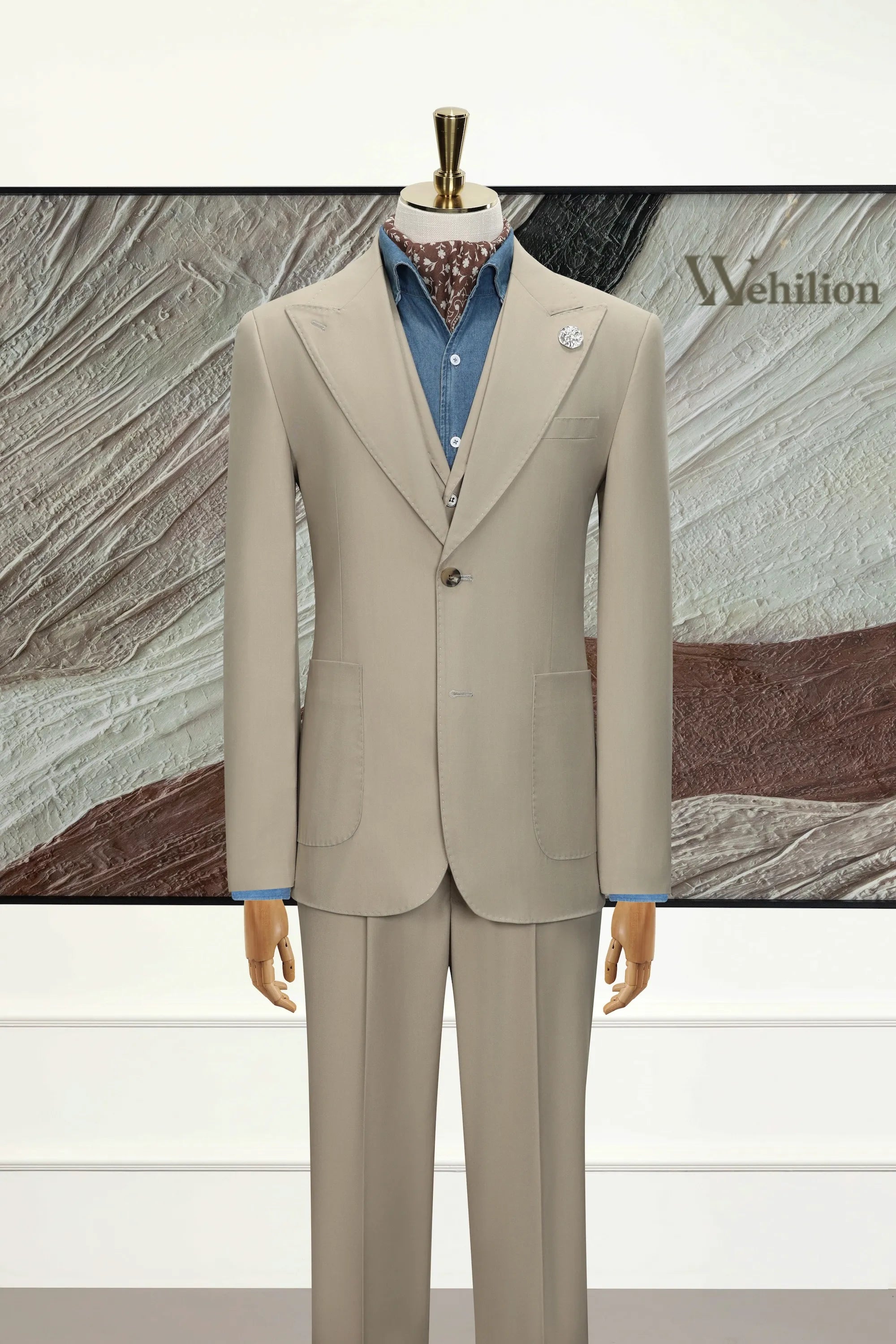 Men's Beige Grey Peak Lapel 3 Piece Suits