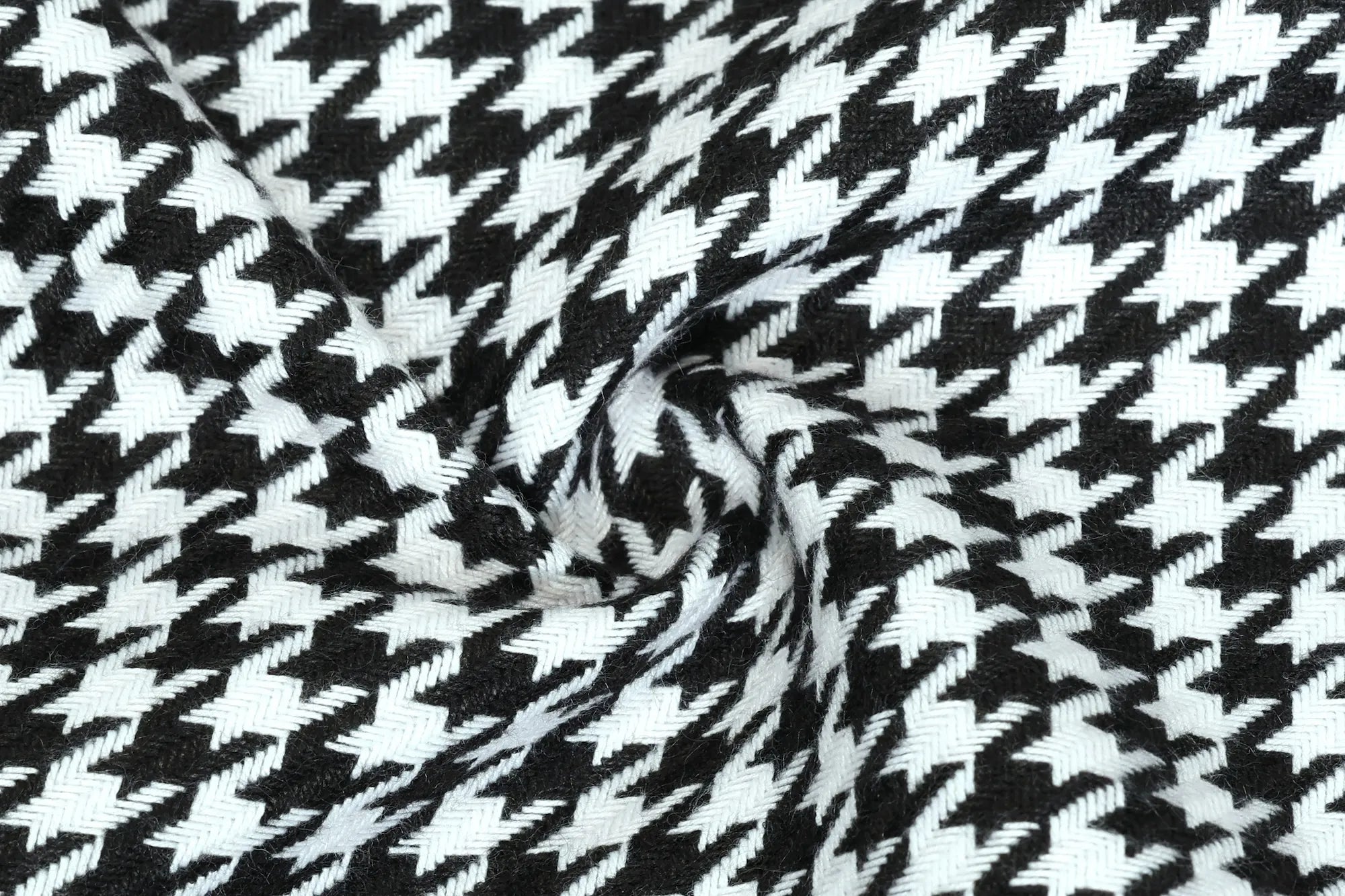 Men's Iconic Black & White Houndstooth 3 Piece Suits