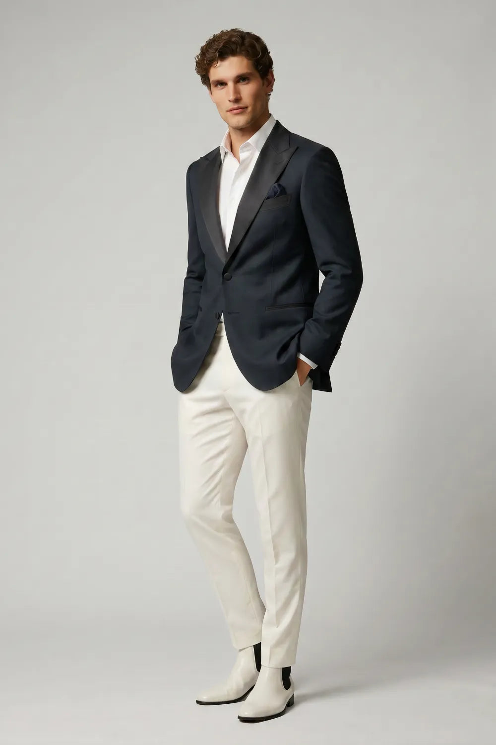 Men's Dark Navy Peak Lapel 2-Piece Tuxedo Suit