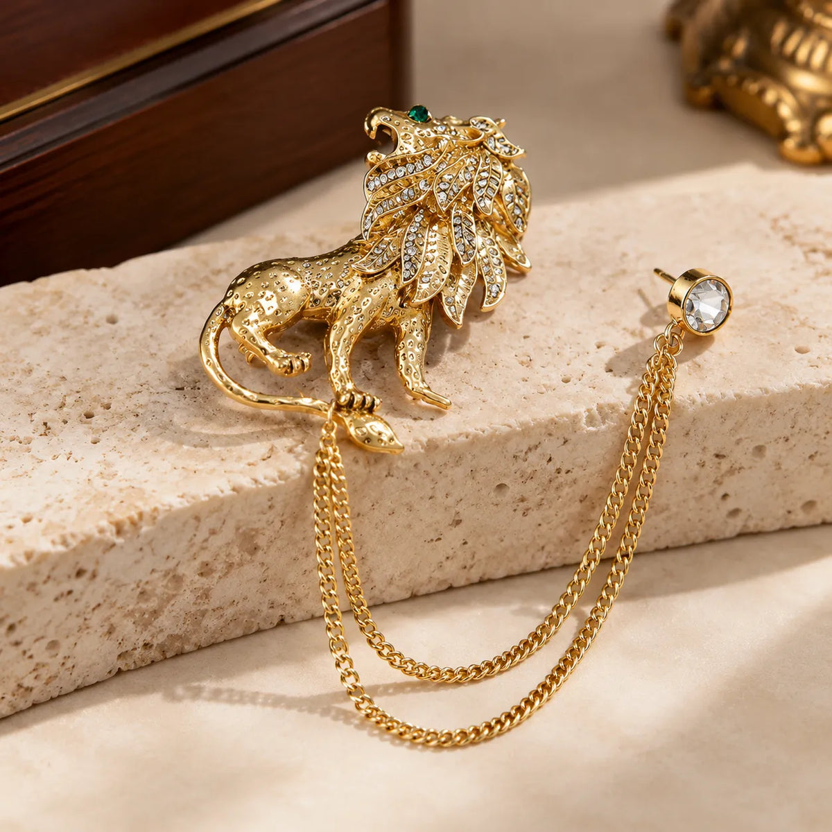 Men's Lion Lapel Pin with Decorative Chain