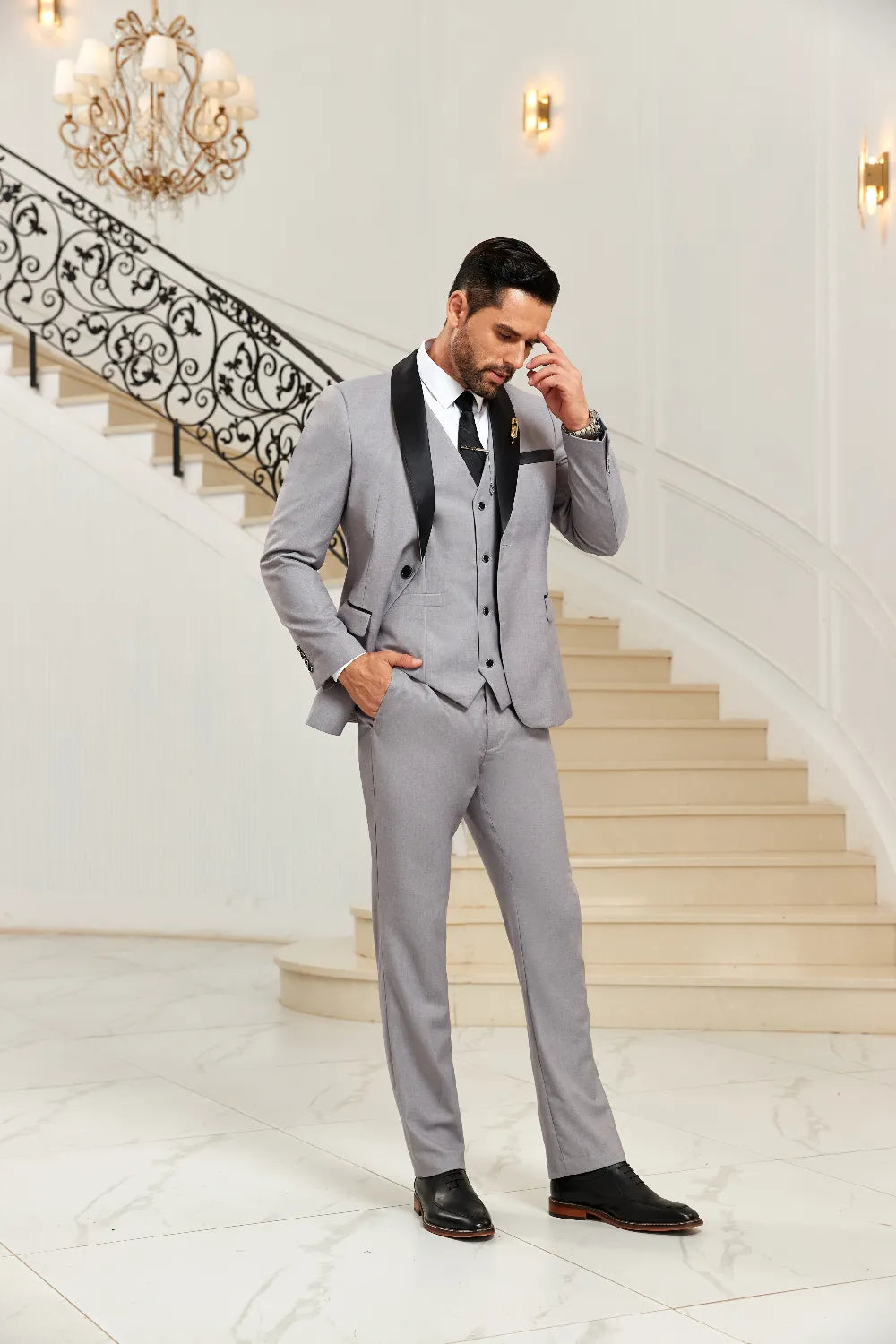 Men's Grey Shawl Collar 3 Pieces Suits
