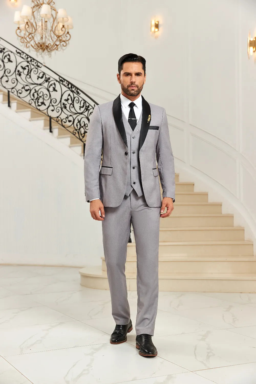 Men's Grey Shawl Collar 3 Pieces Suits