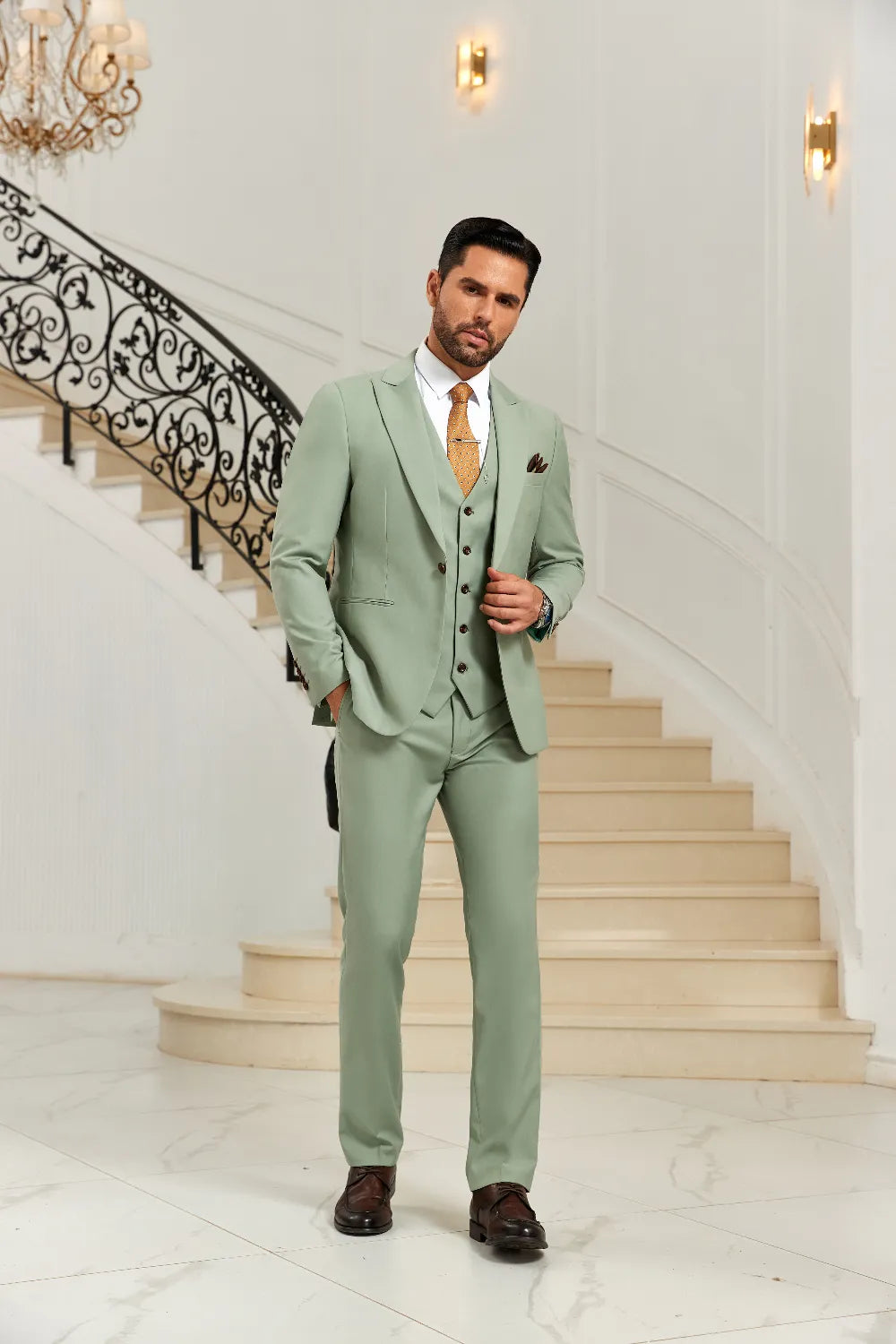 Men's Light Green Peak Lapel 3 Pieces Suits
