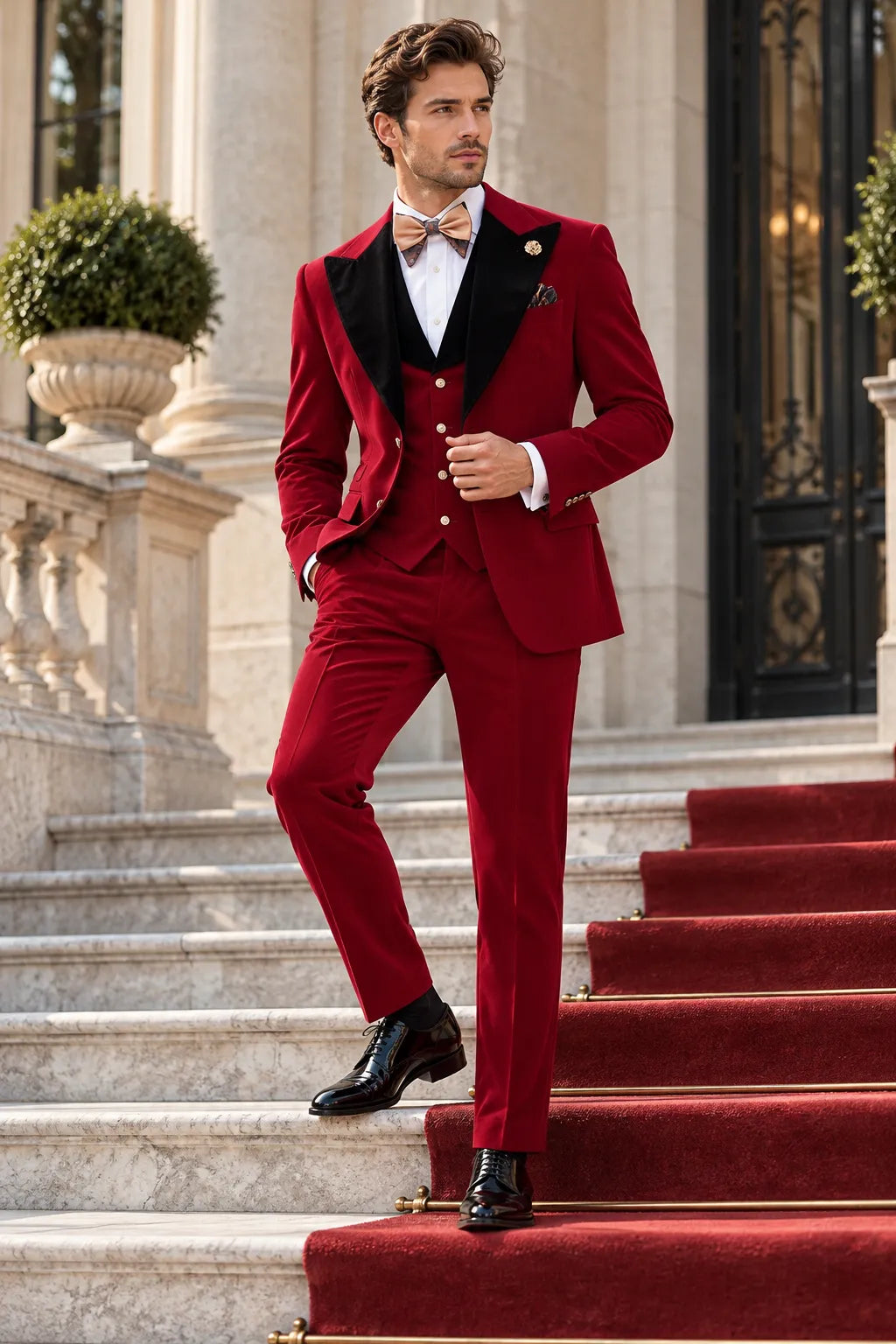 Men's Red Velvet Peak Lapel 3 Piece Suits