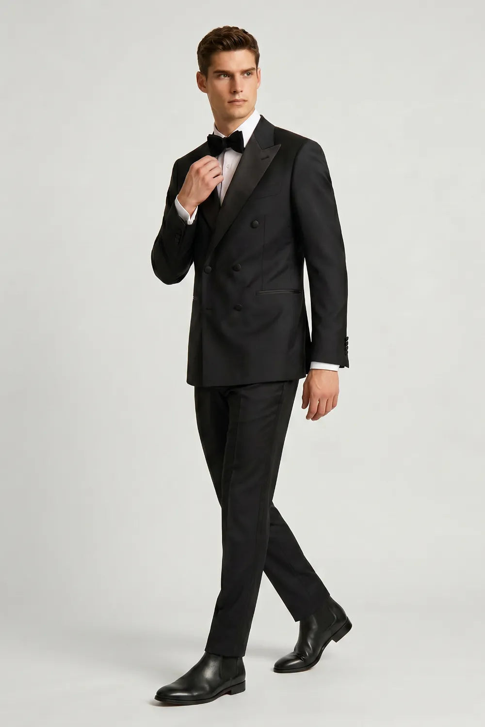 Men's Black Double Breasted Peak Lapel Tuxedo
