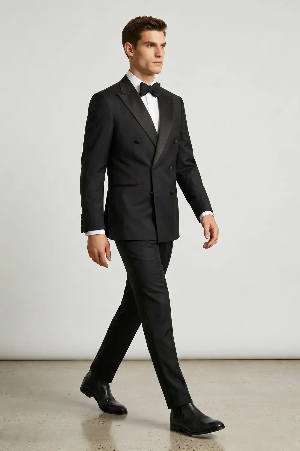 Men's Black Double Breasted Peak Lapel Tuxedo