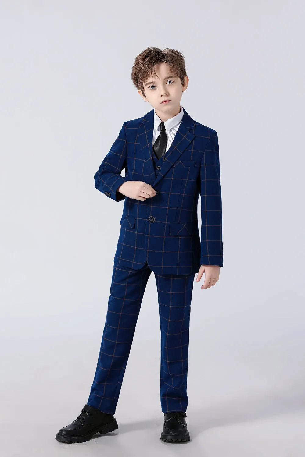 Blue plaid 5-piece boys suit: Formal wedding/party outfit with blazer, vest & tie