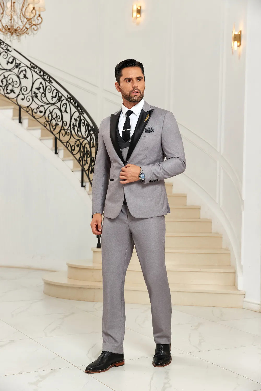 Men’s Grey Peak Collar Modern 3 Piece Suit