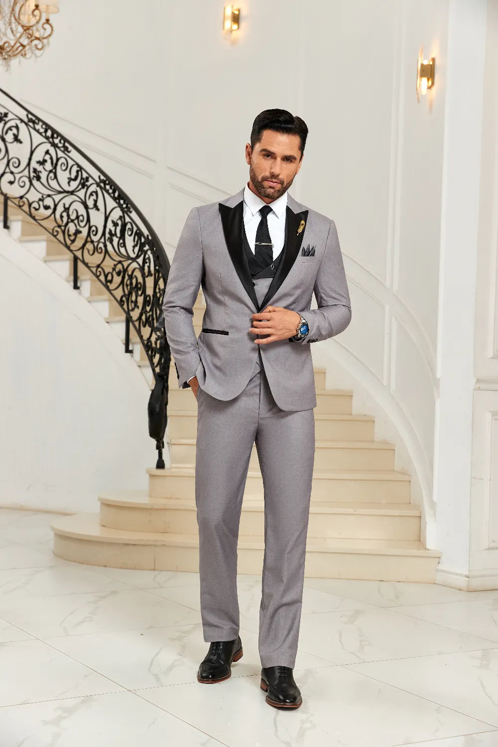 Men’s Grey Peak Collar Modern 3 Piece Suit