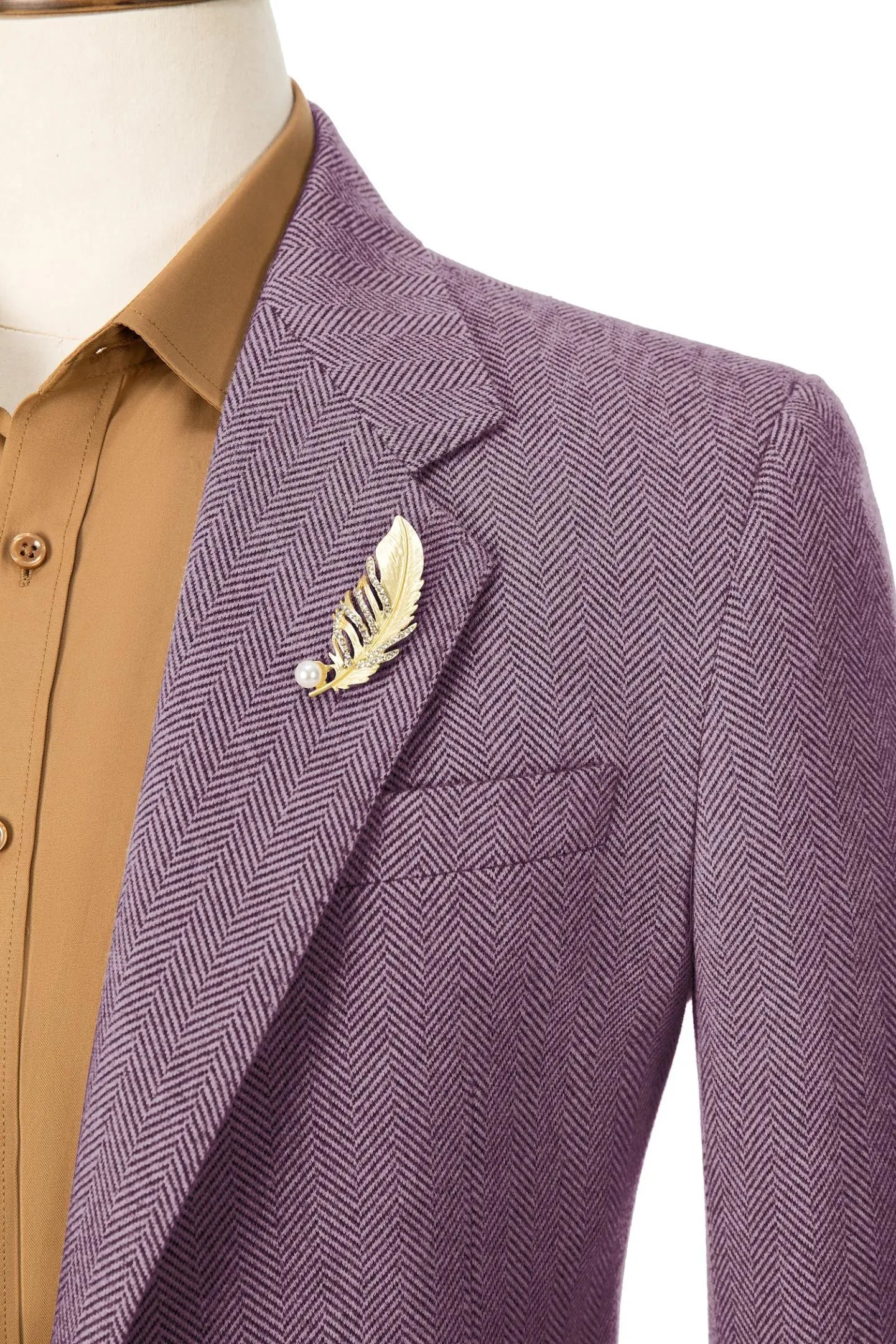 Close-up of the collar on men's purple herringbone business blazer – emphasizing fine detailing and craftsmanship