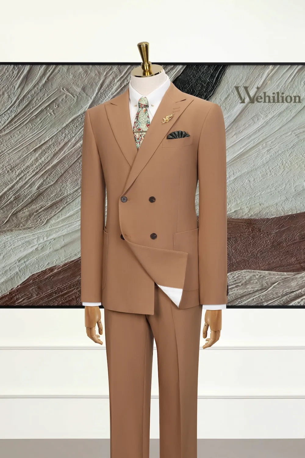 Men's Classic Peak Lapel 3 Piece Suits