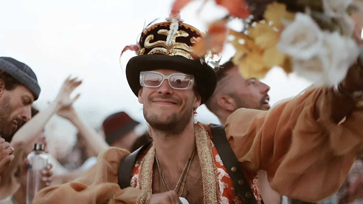 How to Style a Seersucker Suit for the Kentucky Derby