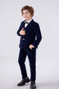 Cargar la imagen en la vista de la galería, Navy Velvet 5 Piece Boy's Formal Boys Suits
