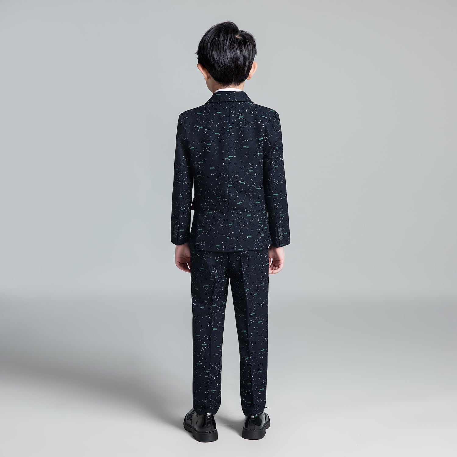 Unique Design Slim Fit Modern 5 Piece Boys Suits