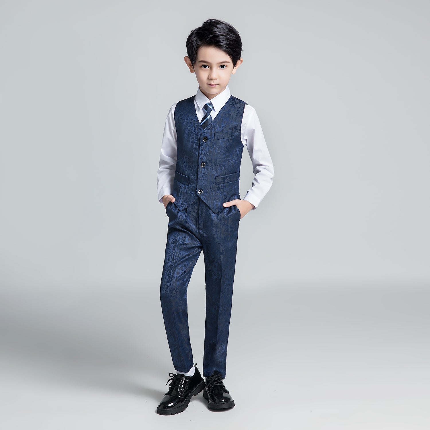 Unique Design Slim Fit Modern 5 Piece Boys Suits