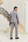 Charger l'image dans la visionneuse de la galerie, Designer Style Unique Design Modern 3 Pieces Men Suits
