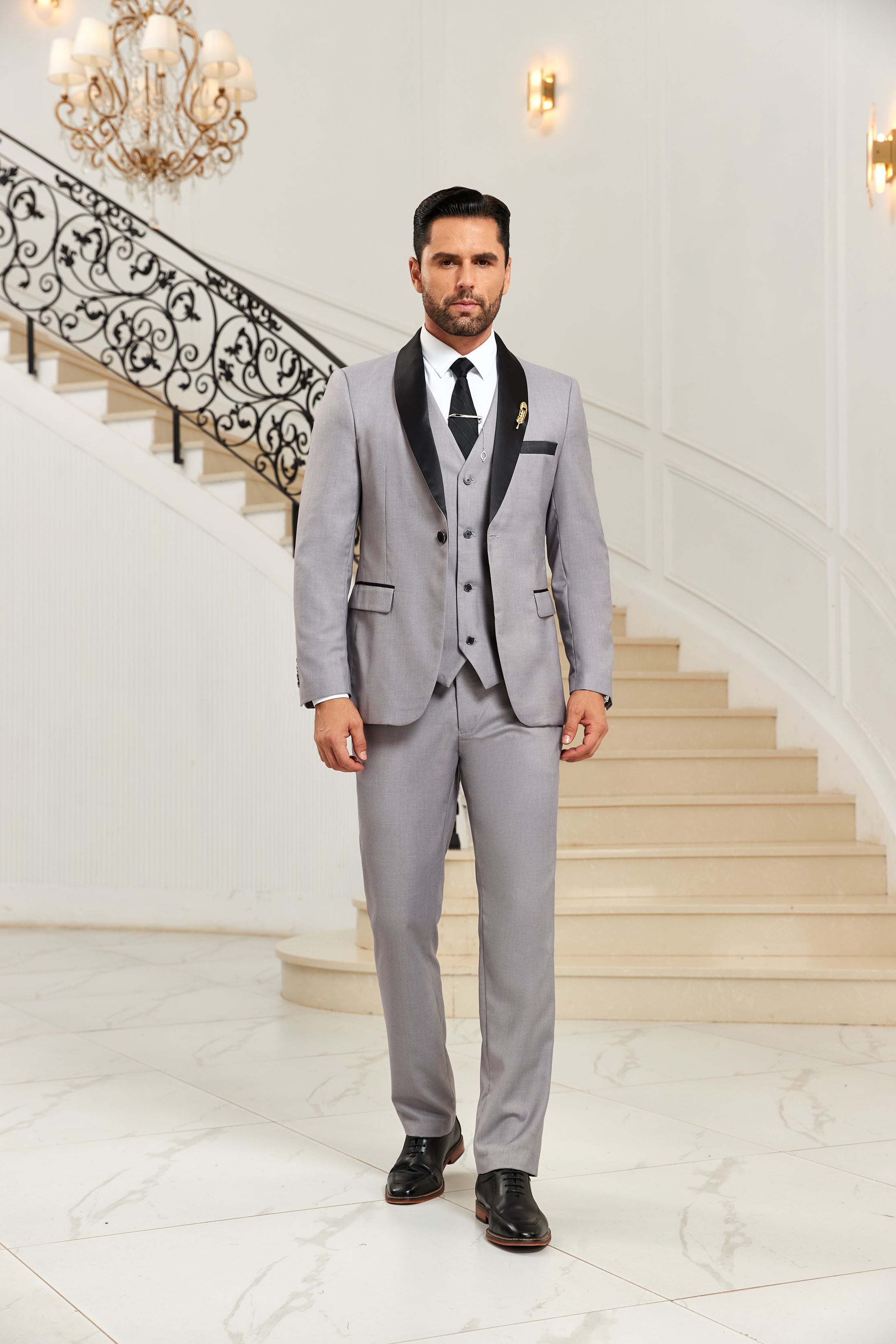 Designer Style Fashion Most Popular 3 Pieces Men Suits