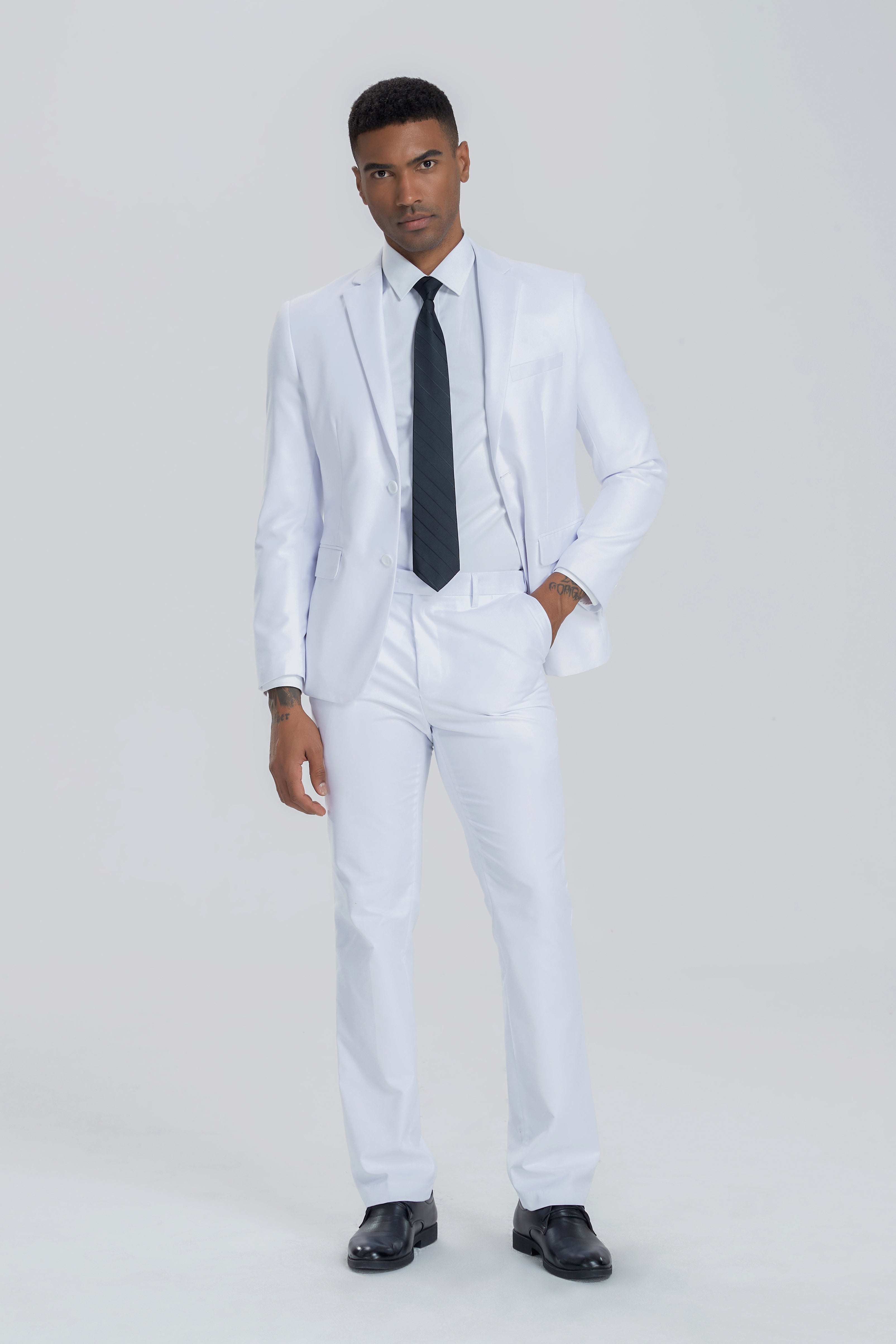 White 3 piece men’s suit with blazer, vest, and pants – party or formal event outfit