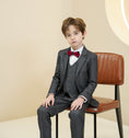 Cargar la imagen en la vista de la galería, Dark Grey Striped Modern 5 Piece Boy's Formal Suits
