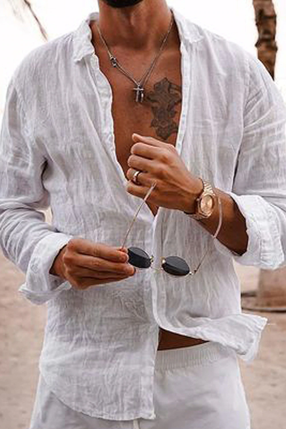 White linen beach shirt for men – lightweight casual shirt with open collar and relaxed fit