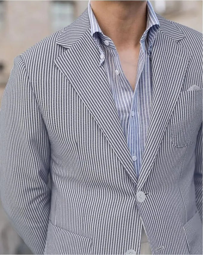 Men's summer blazer in navy blue seersucker – tailored fit with vertical stripes