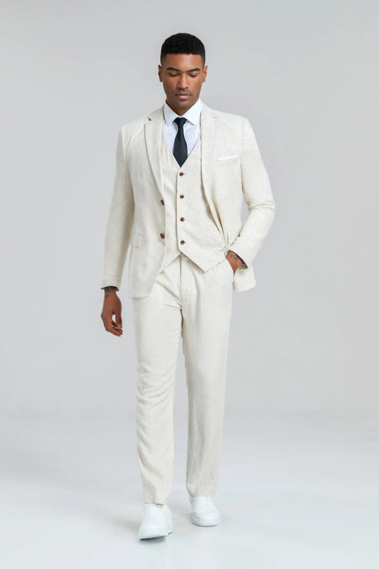 Beige linen three-piece suit with tie – relaxed beach wedding outfit for men in classic retro tailoring