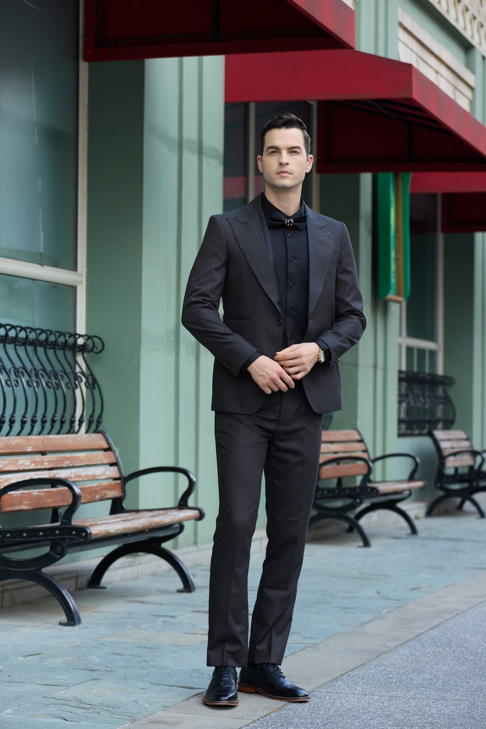 Unique big collar one-button 2 piece men's suit - black slim fit jacket & pants with peak lapel, formal evening outfit