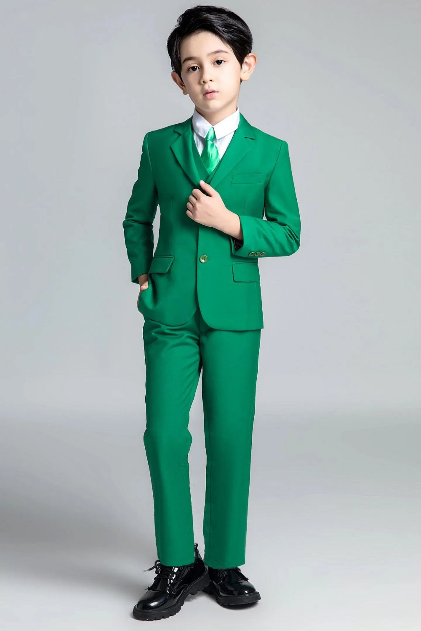 Green 5-piece boys formal suit with matching tie, page boy outfit for special events