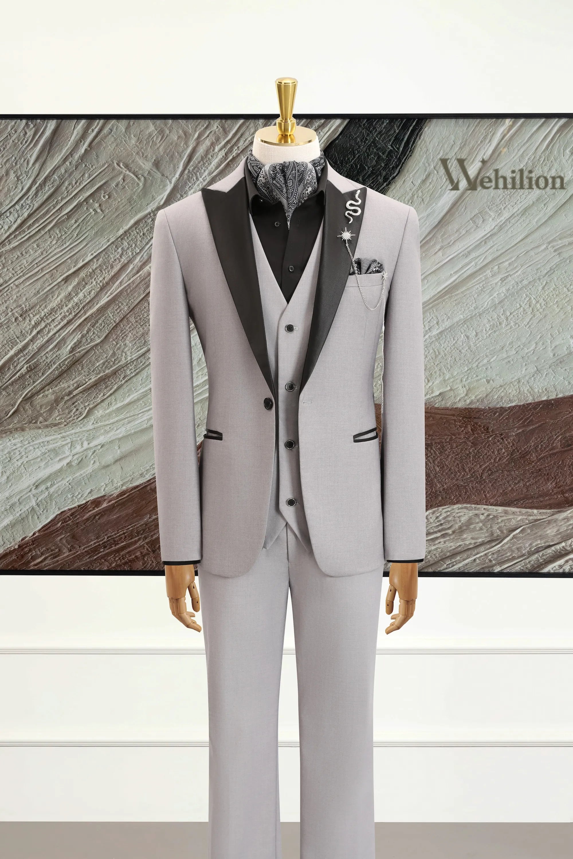 Men's Peak Lapel Grey 3 Piece Suits