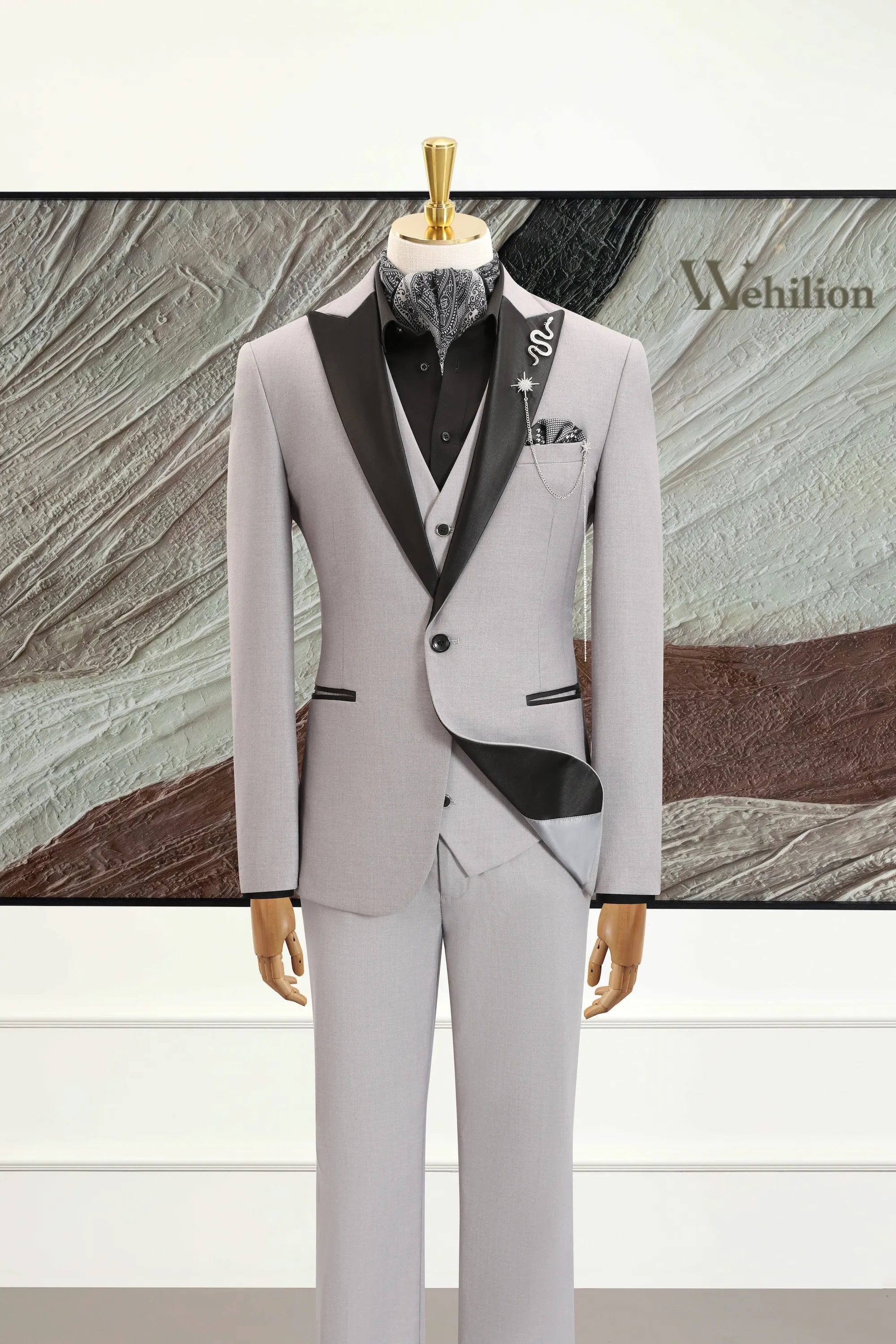 Men's Peak Lapel Grey 3 Piece Suits