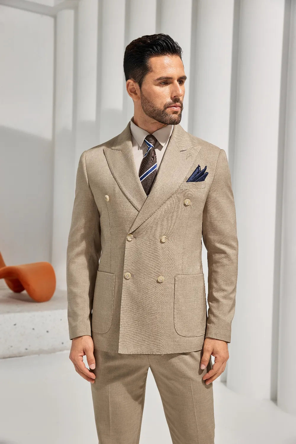Men's Khaki Peak Lapel Double Breasted 3 Pieces Suits