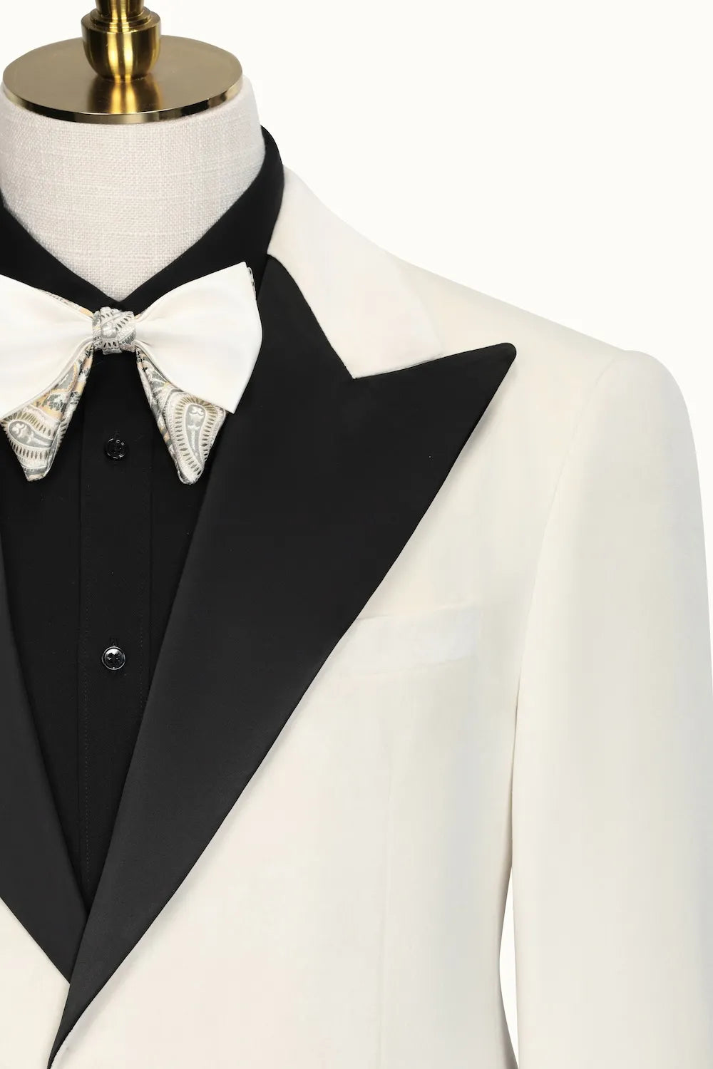 Men's Prom Velvet Peak Lapel 3 Piece Suits