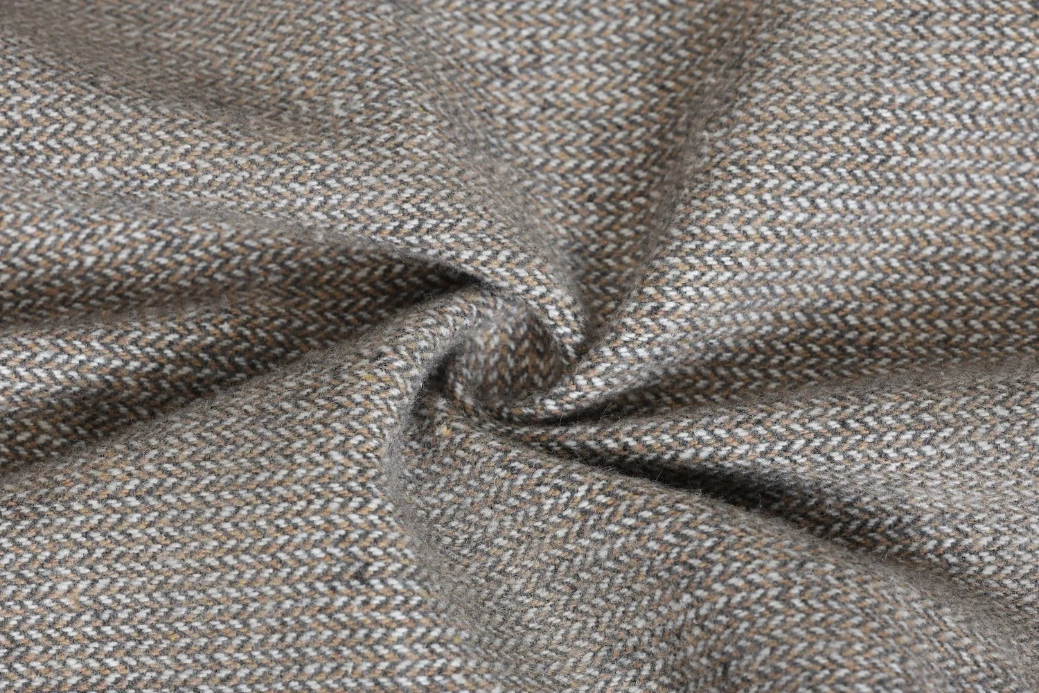 Men's Tailored Double Breasted Herringbone 3 Piece Suit