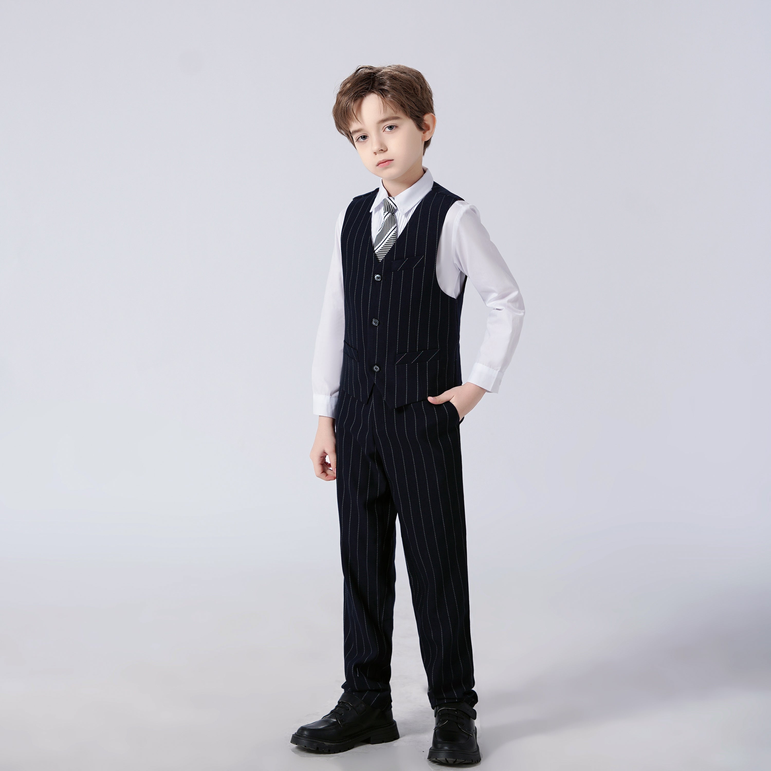 Modern black pinstripe 4-piece boys' formal suit: Vest, pants, shirt & tie – slim fit for prom, weddings & page boys
