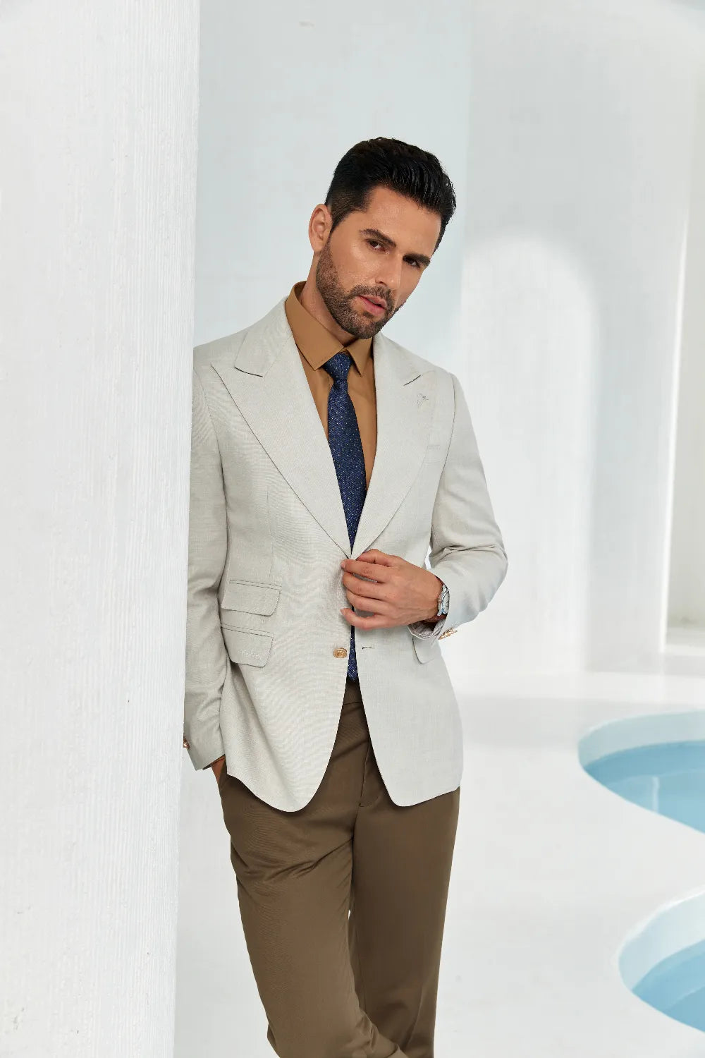 Men's White Peak Lapel Blazer