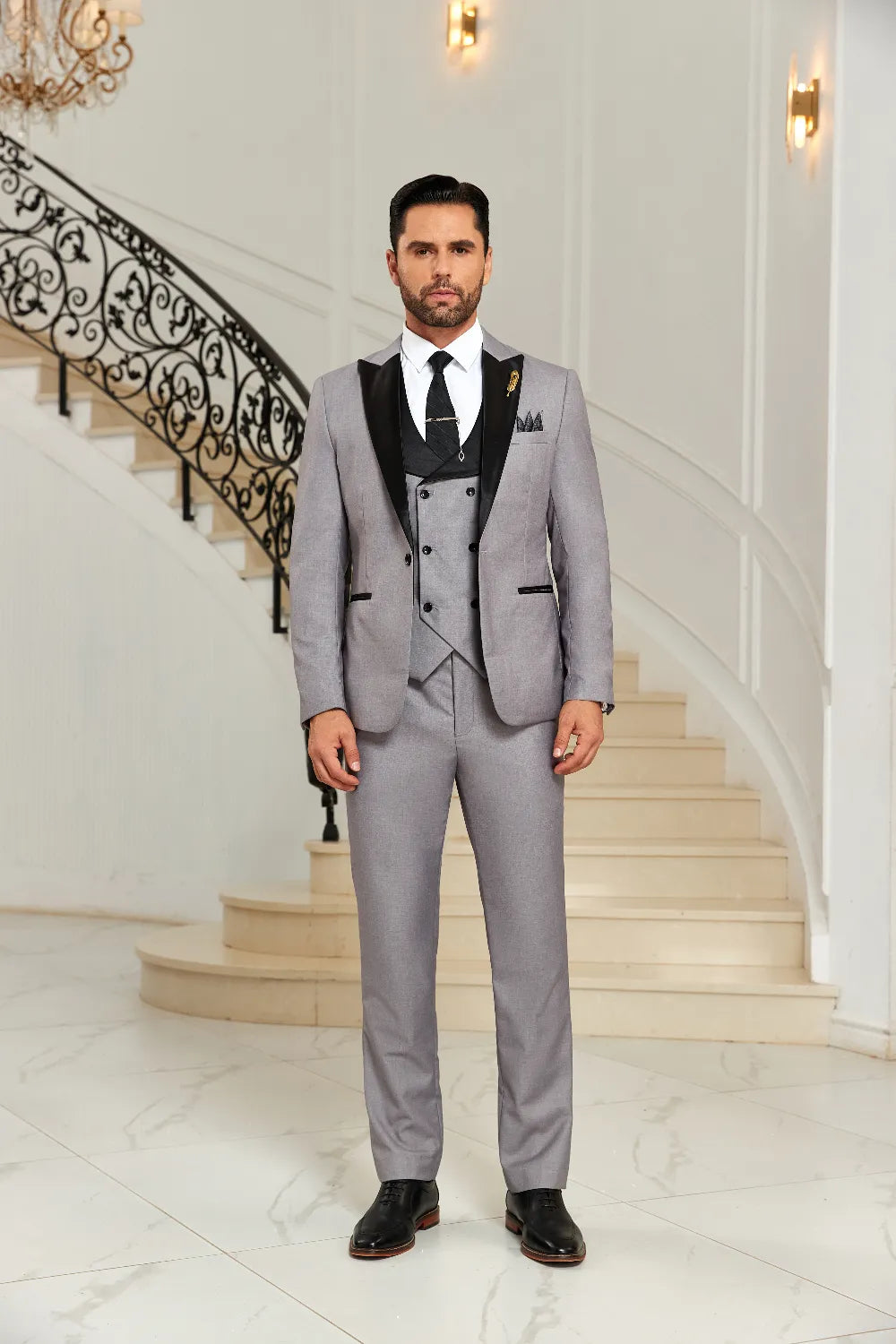 Men’s Grey Peak Collar Modern 3 Piece Suit