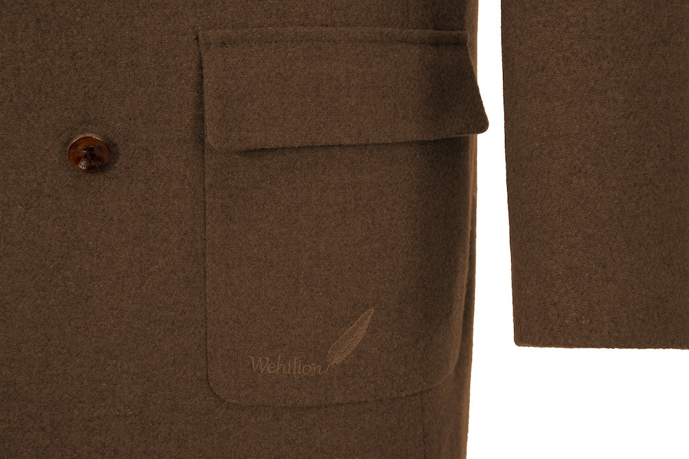 Brown wool overcoat for men – pocket detail on double-breasted design