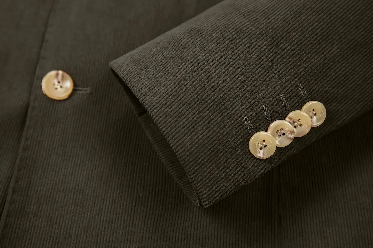 Men's Peak Lapel Double Breasted Corduroy 2 Piece Suit